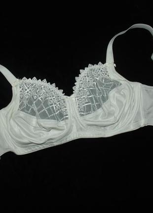 90d вишуканий комфортний м'який бюстгальтер без кісточок люксового німецького бренду felina нюанс!