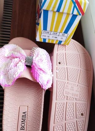 Классные шлепки, разм. 38, стелька 24.5 см