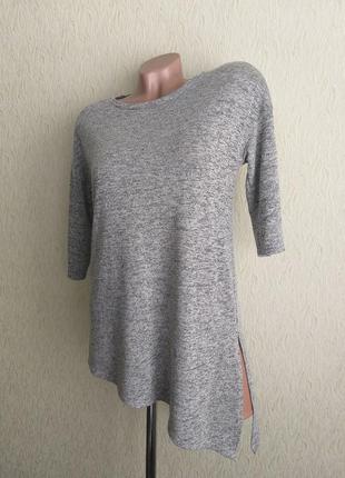 Необычный свитшот. пуловер. туника с удлинением на бедре. теплая футболка. серый меланж.5 фото