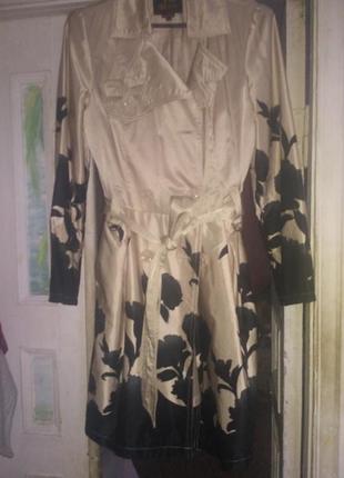 Суперовий плащ р 48-50, за ціною сукні