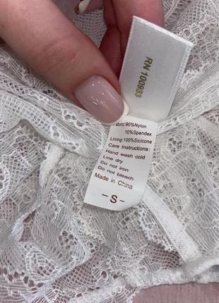 Білий мереживний боді asos fashion forms бразиліана на силіконових наклейках без бретелів very sexy на особливий випадок нареченій дівич вечір9 фото