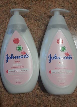 Johnson's молочко для тела для детей