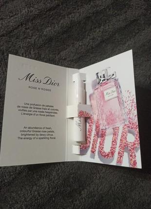 Туалетна вода christian dior miss dior rose n'roses 1 ml2 фото