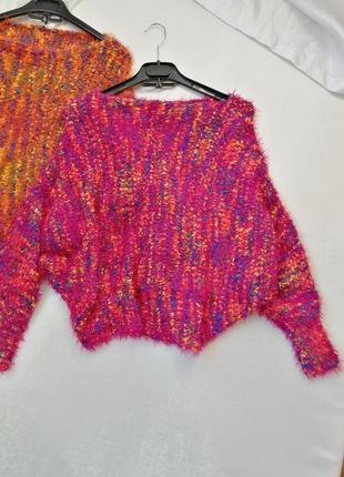 Мягусенький  укороченный свитер  букле
