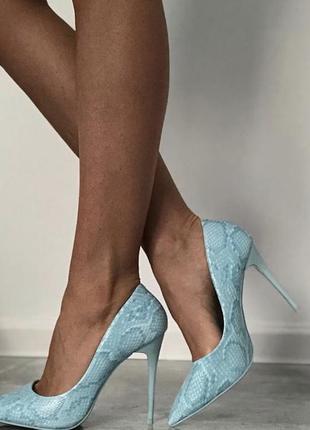 Голубые туфли женские