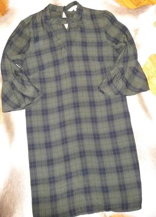 Плаття в клітинку з чокером