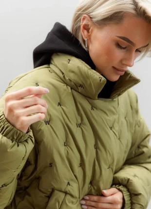 Теплая женская куртка-рубашка стеганая оверсайз синтепух 42-52 размеры разные цвета2 фото