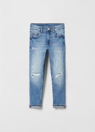 Zara  крутые джинсы скини р.13-14  с потертостями  , модель унисекс