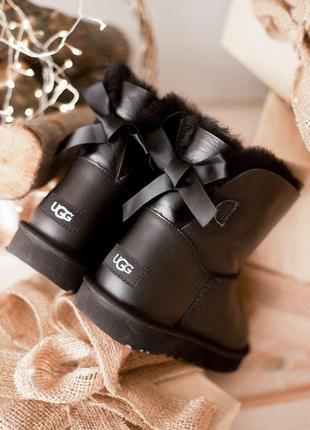 Женские сапоги ugg с натуральным мехом овчины и бантом /осень/зима/весна😍