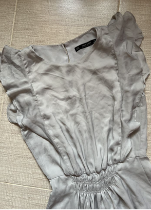 Серебряный, укороченный, струящийся комбинезон платье с широкими штанинами zara.  34/36 евро3 фото