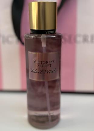 Розпив спрею victoria’s secret velvet petals оригінал.