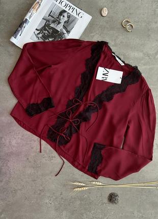 Бордовая блузка с кружевом от zara, блуза, яркая блузка3 фото