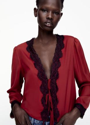 Бордова блузка з мереживом від zara, блуза, яскрава блузка2 фото