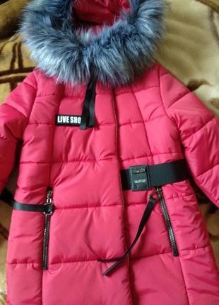 Красивая зимняя куртка, размер 1403 фото