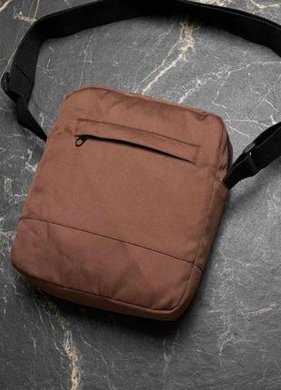 Барсетка на плече чоловіча dazy коричнева  месенджер тканинний  сумка через плече спортивна3 фото