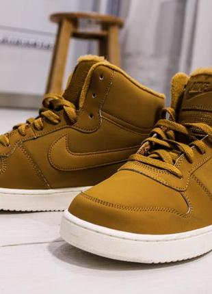 Deichmann hotsell nike ebernon