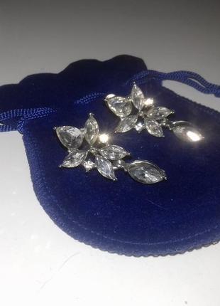 Очень красивые сверкающие серьги