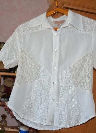 Очень нежная белая блуза с кружевными вставками4 фото