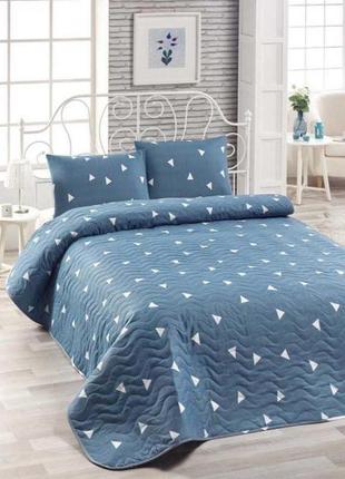 Покрывало стеганое с наволочками 200х220 ucgen