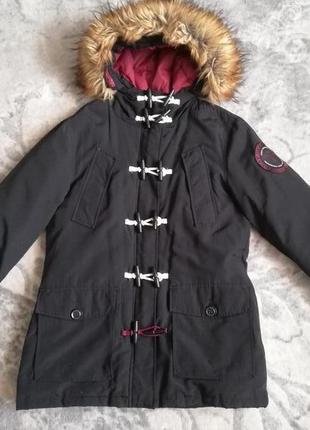 Стильная зимняя чёреая куртка1 фото