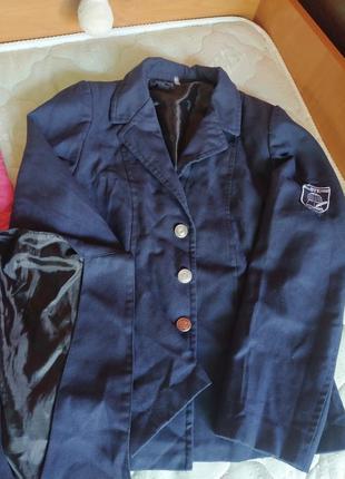 Пиджак и блузка на 10-13 лет3 фото