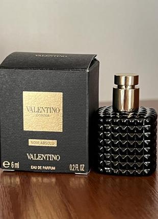 Парфумована вода valentino donna noir absolu