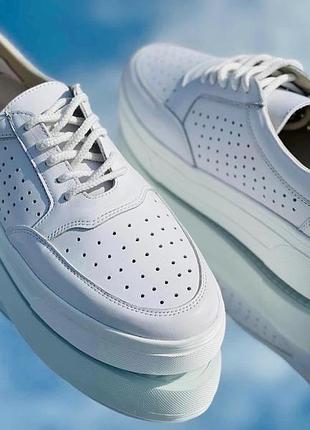 Кроссовки / кеды натур кожа белые перфорация 36-43р все цвета