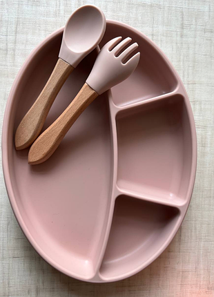Комплект детской силиконовой посуды