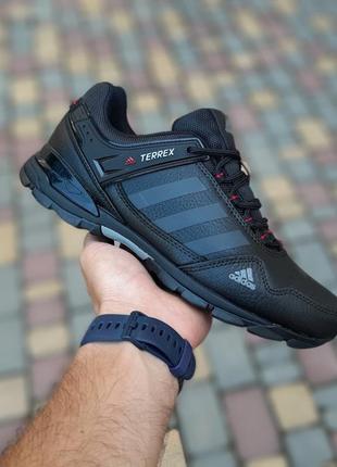 Чоловічі осінні кросівки adidas terrex чорні з сірим модні шкіряні кросівки адідас терекс