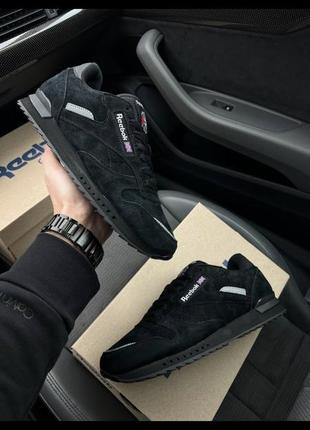 Reebok classic m all black