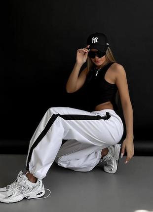 Спортивні штани3 фото