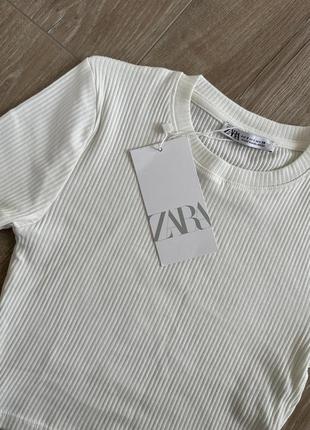 Футболка вкорочена біла zara s