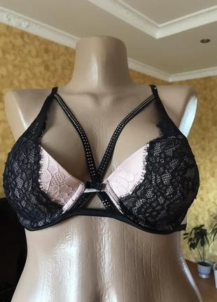 Бюстгальтер