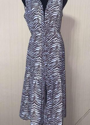 Платье сарафан  принт зебра на пуговицах под поясок. размер 10
