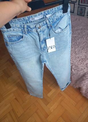 Прямые джинсы с высокой посадкой10 фото