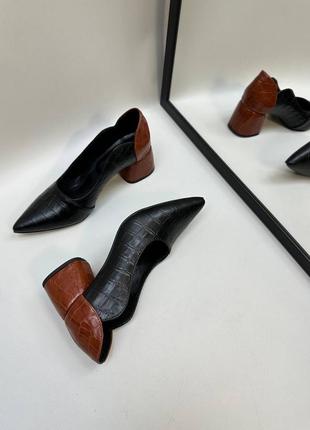 Кожаные туфли на каблуке из натуральной кожи5 фото