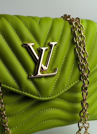 Louis vuitton light green color5 фото