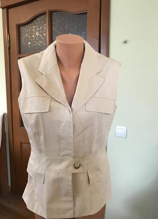 Жилетка в стиле casual