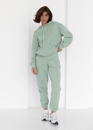 Теплый костюм