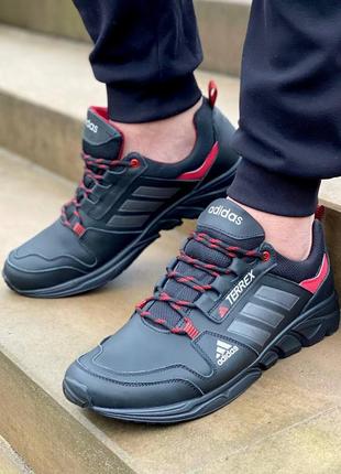 Шкіряні  кросівки adidas terrex