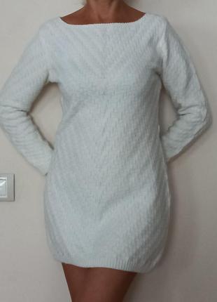 Біла туніка