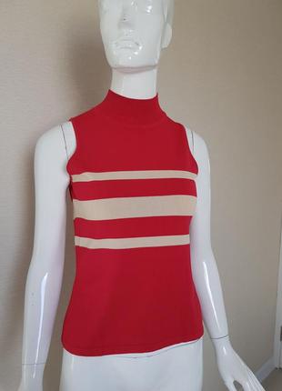 Базовая качественная трикотажная кофтина под шею betty barclay