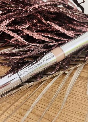 Оригінал isadora light up brightening cushion concealer консилер 07 toffee оригинал консолей2 фото