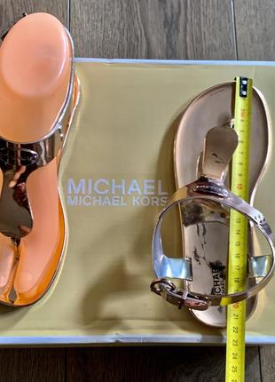 Босоножки золотистые силиконовые michael kors (оригинал)4 фото