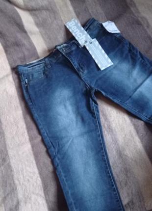 Новые брендовые джинсы3 фото