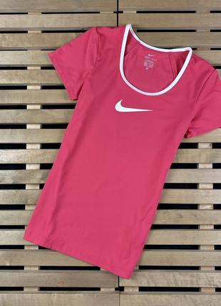 Красивая женская фтболка nike dri-fit в размере с