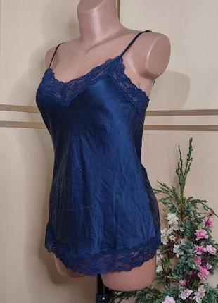 Легкая короткая ночная рубашка / верх пижамы на бретельках с кружевом