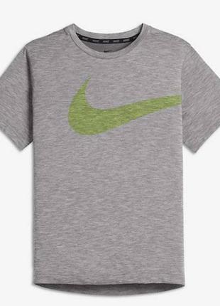 Футболка nike dri-fit breathe hhyper graphic