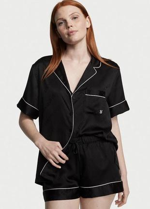 Чорна сатинова піжама із шортами victoria's secret