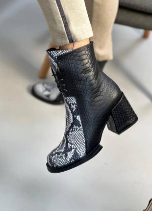 Эксклюзивные ботинки из итальянской кожи и замши женские на каблуке8 фото